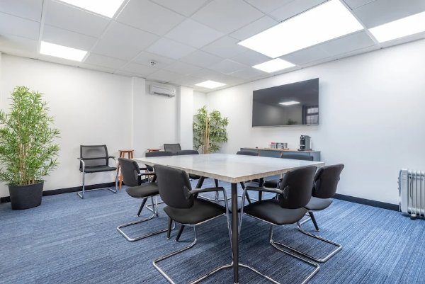 Property at Image Court, 326-338 Molesey Road, Walton-on-Thames, KT12 3LT